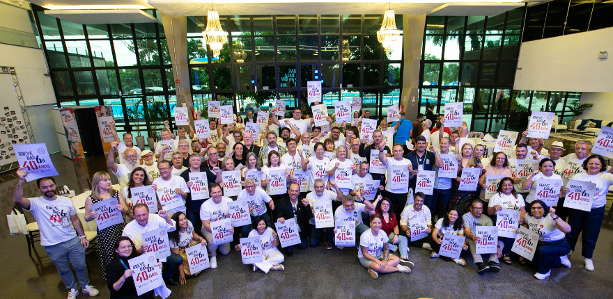 Caixa40GreveSeisHoras 880 X 430.png